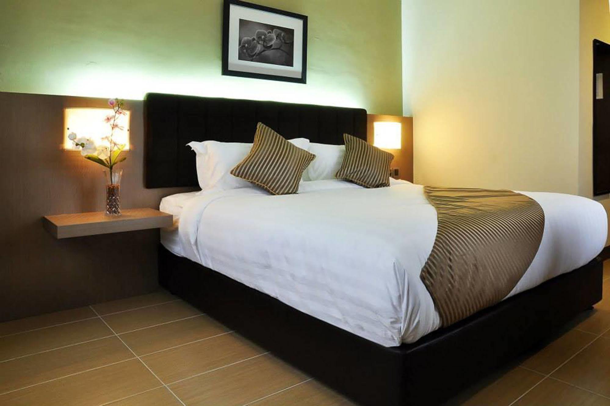 Bendahara Hotel @ Malacca City Eksteriør billede